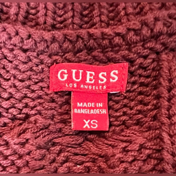 Fashion Forward: Guess Burgundy DESTROYED SWEATER'/Distressed/V-neck/Fringe knit - Picture 5 of 6